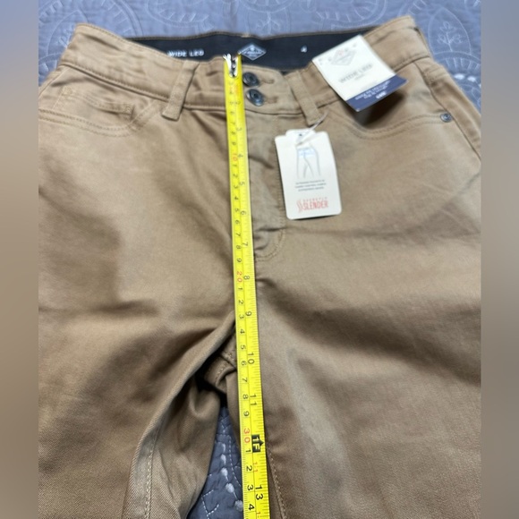 St Johns Bay Women’s Tan Hi Rise Wide Leg Jeans NWT Size 4 - Picture 9 of 13